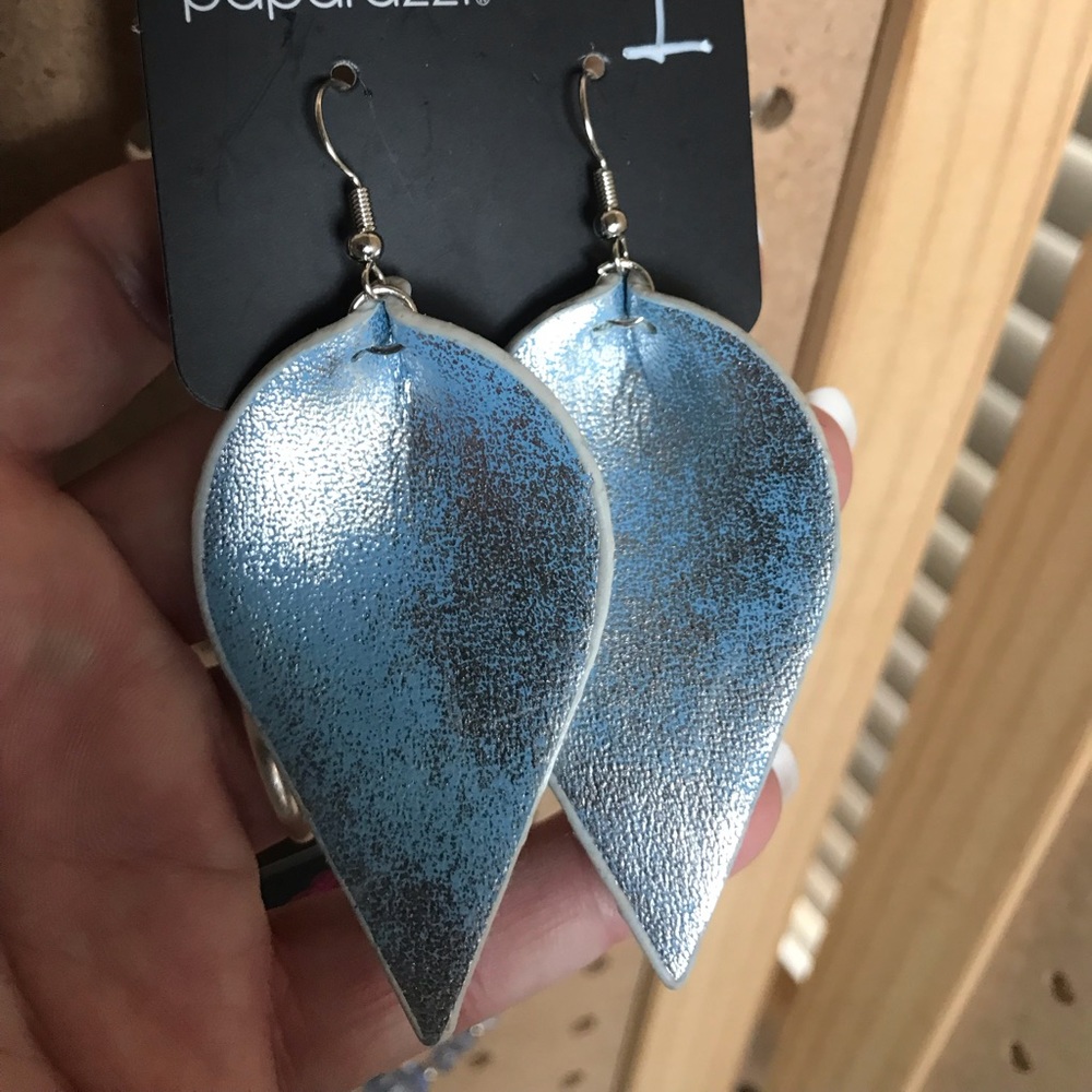 Blue & silver foam raindrop earrings.
